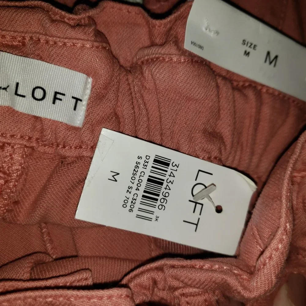 NEW Loft M Pink Paperbag Button Front Denim Jean Shorts Tie Belt‎